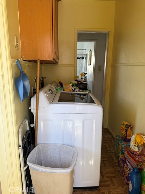1229 E 89th Street, Los Angeles CA: https://media.crmls.org/medias/17726955-55c7-4887-b993-4539e00d0983.jpg