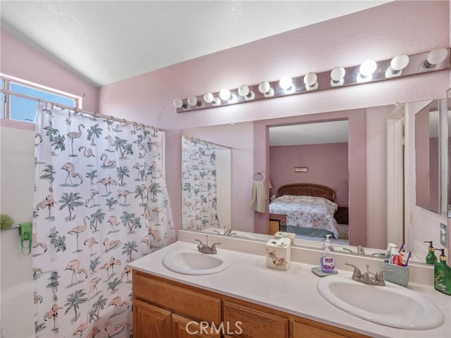 Detail Gallery Image 24 of 29 For 12871 Jade Rd, Victorville,  CA 92392 - 3 Beds | 2 Baths