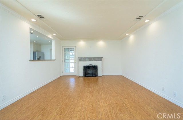 Detail Gallery Image 14 of 58 For 2111 N Verdugo, Glendale,  CA 91208 - 2 Beds | 2 Baths