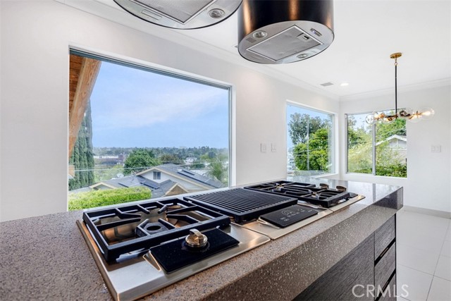 11354 Sunshine Terrace, Studio City CA: https://media.crmls.org/medias/1774a44c-403c-4420-a208-079e657efbe7.jpg