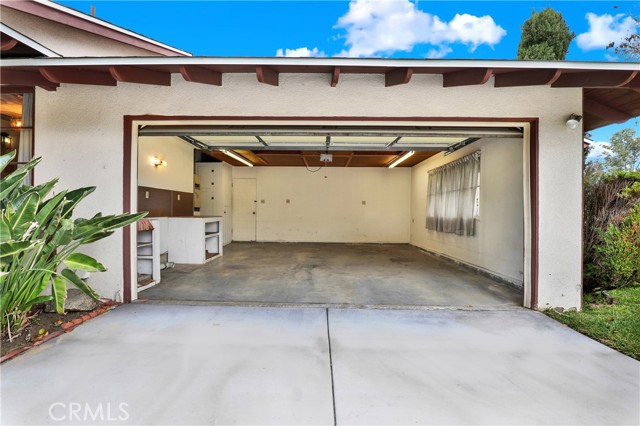Detail Gallery Image 6 of 32 For 2218 Lewis St, Santa Ana,  CA 92706 - 3 Beds | 2 Baths