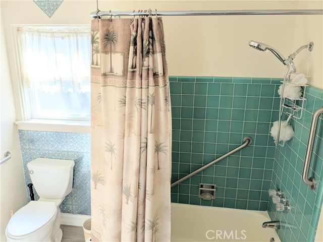 Detail Gallery Image 5 of 9 For 5416 Redland Pl, San Diego,  CA 92115 - 3 Beds | 2 Baths
