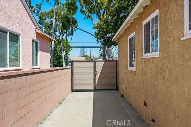 Detail Gallery Image 17 of 17 For 2418 Del Amo Bld, Lakewood,  CA 90712 - 3 Beds | 1 Baths