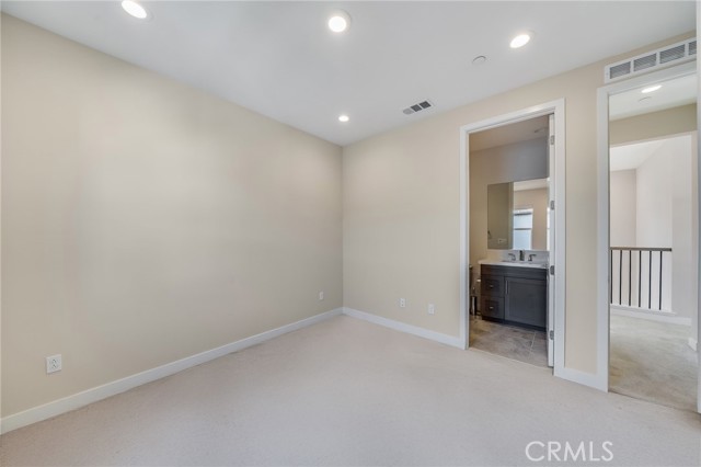 Detail Gallery Image 24 of 42 For 200 Holliston, Lake Forest,  CA 92630 - 4 Beds | 4 Baths