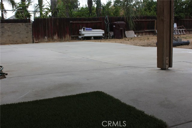25380 Ivory Avenue, Moreno Valley CA: https://media.crmls.org/medias/1777e7c0-7eeb-44a2-8bbf-93aed187feab.jpg