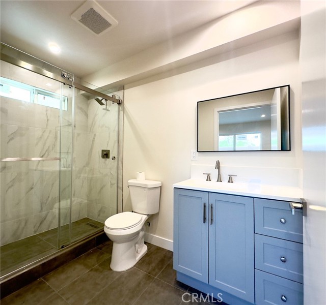 Detail Gallery Image 13 of 14 For 15950 Cohasset St, Van Nuys,  CA 91406 - 3 Beds | 2/1 Baths