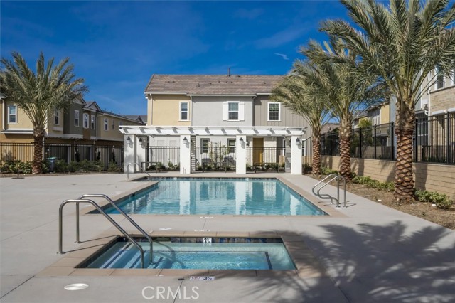 Detail Gallery Image 17 of 32 For 22922 Harvest Mill, Saugus,  CA 91350 - 2 Beds | 3 Baths