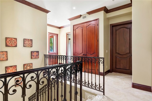 4141 Cambridge Road, La Canada Flintridge CA: https://media.crmls.org/medias/1778fcbb-1325-46b6-98d0-dcc506007922.jpg