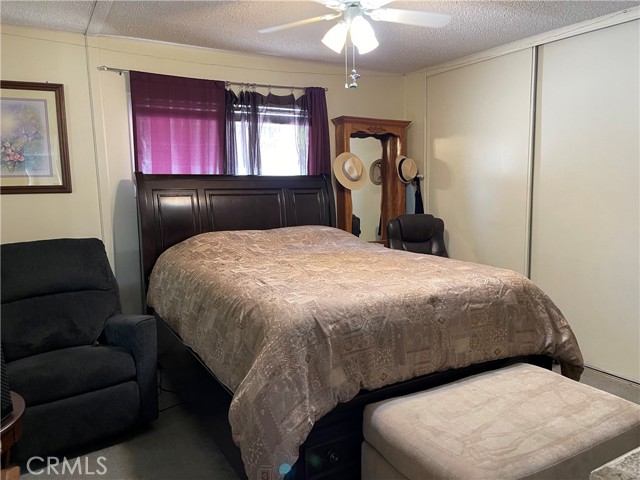 20701 Beach Blvd, Huntington Beach CA: https://media.crmls.org/medias/1779c928-c894-48a9-ab7f-f52ff686d0e3.jpg