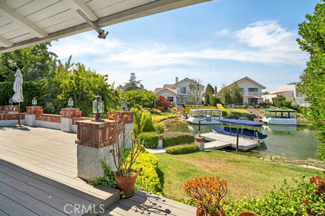 1575 La Venta Drive, Westlake Village CA: https://media.crmls.org/medias/1779d25f-d979-4808-a7bb-7cf09d3ab588.jpg