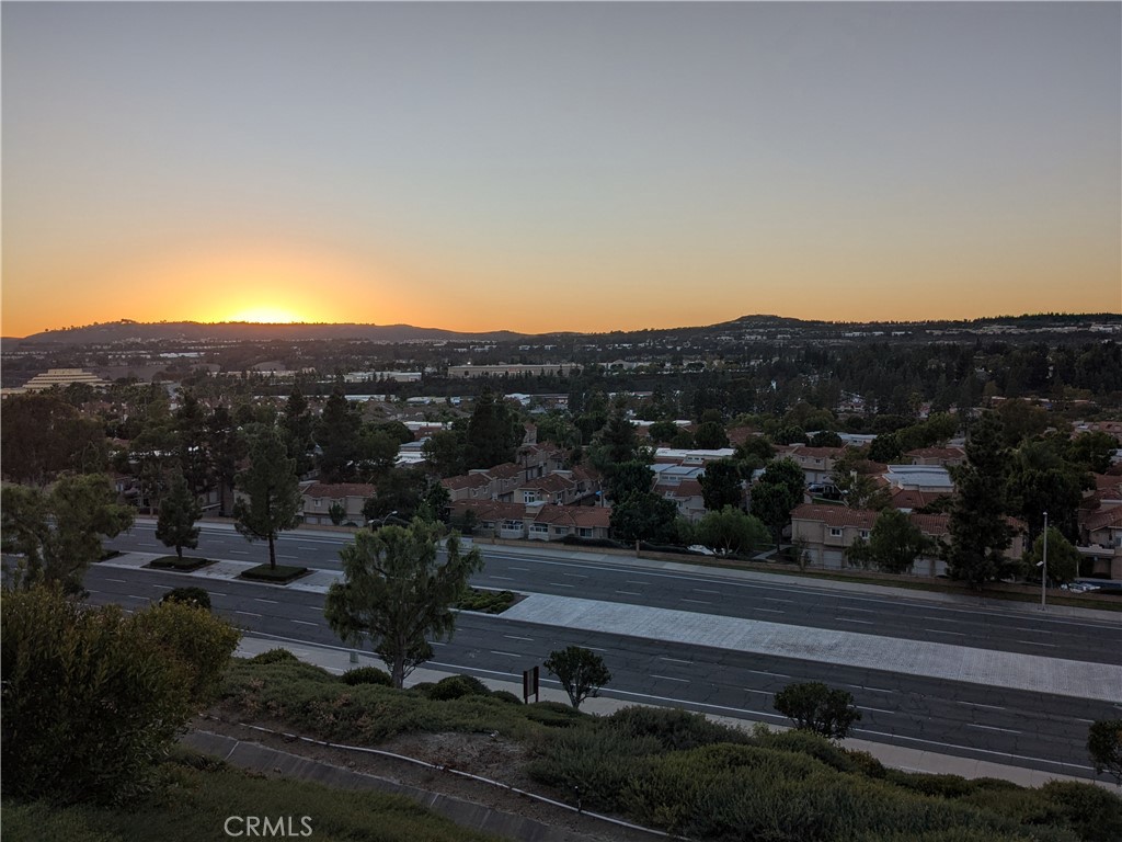 https://media.crmls.org/medias/177aa68d-1472-4c87-8a58-f1fbe2dd7c17.jpg?preset=X-Large