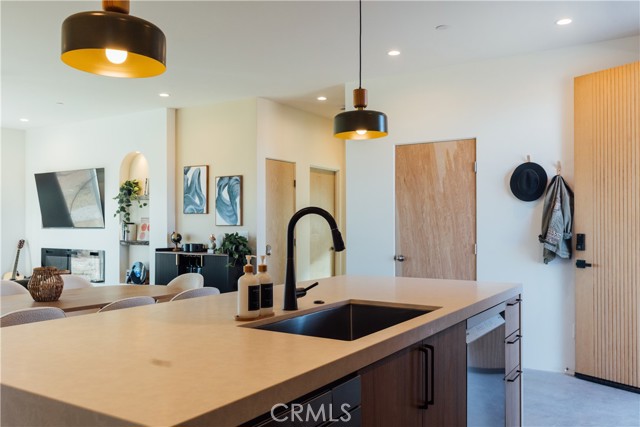 Detail Gallery Image 6 of 55 For 2576 Sunny Vista Rd, Joshua Tree,  CA 92252 - 3 Beds | 2 Baths