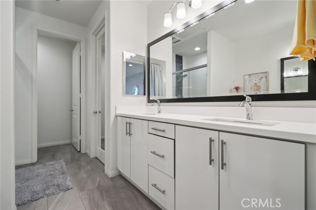 Detail Gallery Image 17 of 34 For 4700 E Washington Ave, Orange,  CA 92869 - 3 Beds | 2 Baths