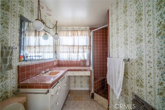 2018 Calle De Los Alamos, San Clemente CA: https://media.crmls.org/medias/177c0a86-8cd8-49b7-a49b-ea81bbcd9910.jpg