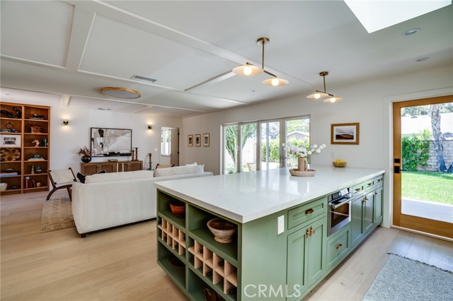 1393 Navarro Avenue, Pasadena CA: https://media.crmls.org/medias/177c766d-d745-4232-a314-a2db6863199f.jpg
