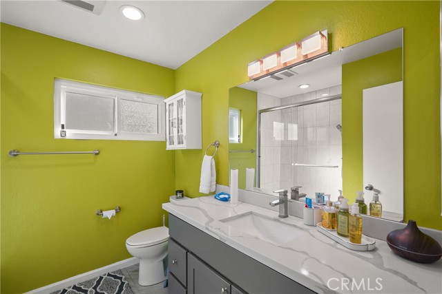 Detail Gallery Image 15 of 37 For 2418 Stow St, Simi Valley,  CA 93063 - 3 Beds | 2 Baths