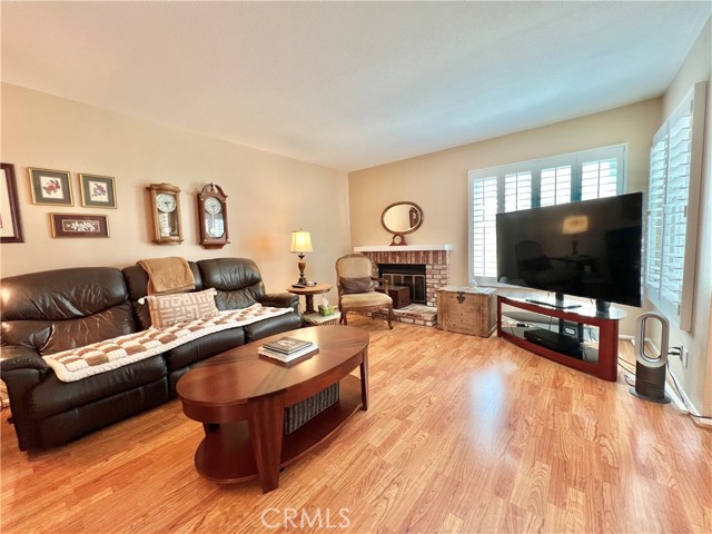 Detail Gallery Image 6 of 48 For 539 N Dartmouth Way #31,  Anaheim,  CA 92801 - 2 Beds | 2/1 Baths