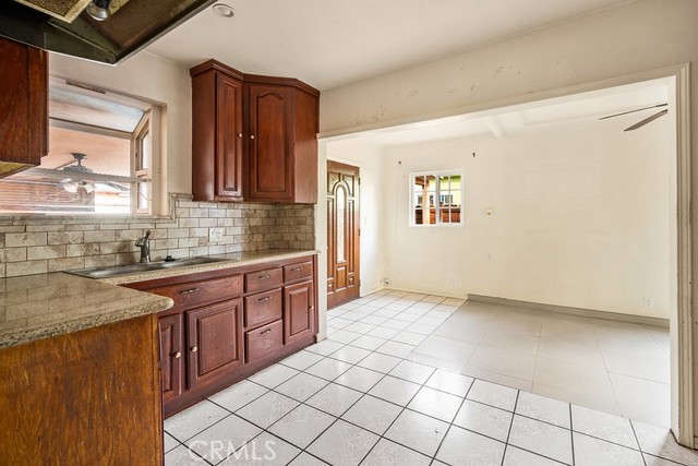 Detail Gallery Image 25 of 44 For 10933 Sampson Ave, Lynwood,  CA 90262 - 3 Beds | 2 Baths