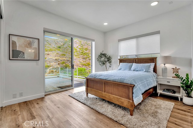 Detail Gallery Image 43 of 68 For 553 Temple Hills Dr, Laguna Beach,  CA 92651 - 5 Beds | 4/1 Baths