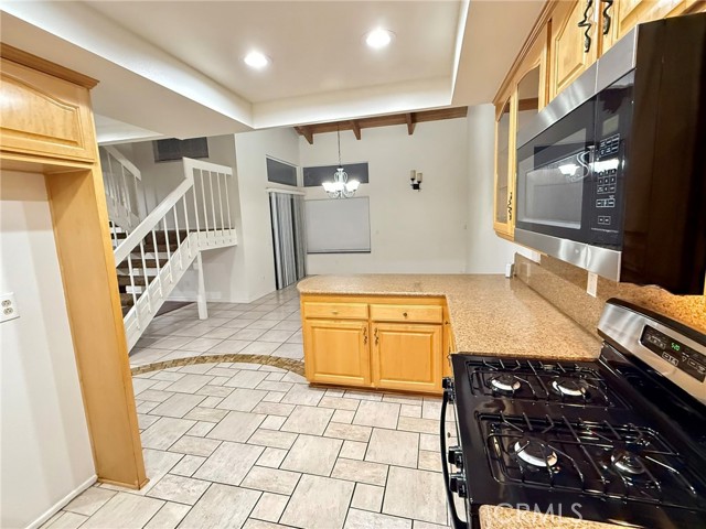 2604 N Tustin Avenue, Santa Ana CA: https://media.crmls.org/medias/177fb689-90de-4996-a12c-6ff205309172.jpg