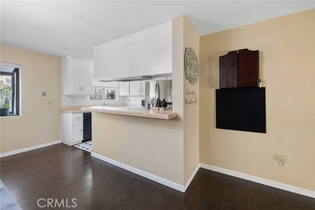 Detail Gallery Image 12 of 46 For 10030 Owensmouth Ave #80,  Chatsworth,  CA 91311 - 2 Beds | 2 Baths