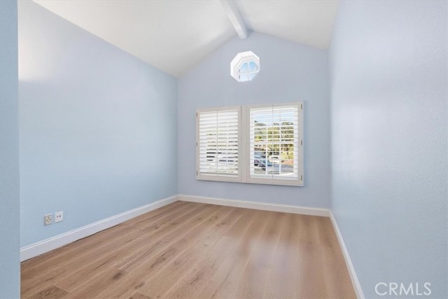 Detail Gallery Image 37 of 48 For 298 Saint Thomas, Oak Park,  CA 91377 - 5 Beds | 3 Baths