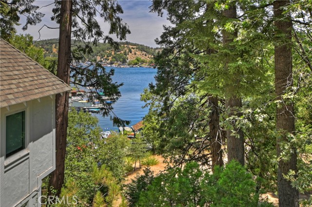 Detail Gallery Image 37 of 38 For 369 Emerald Way, Lake Arrowhead,  CA 92352 - 4 Beds | 2 Baths