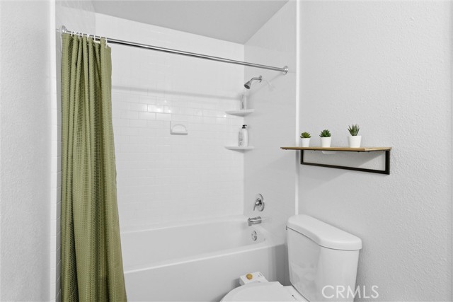 Detail Gallery Image 27 of 31 For 4275 via Arbolada #210,  Los Angeles,  CA 90042 - 2 Beds | 2 Baths