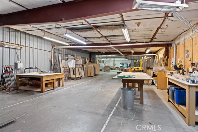 Image 16 of 71 For 958 Mckale Road