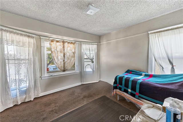 Detail Gallery Image 11 of 25 For 323 W 60th, Los Angeles,  CA 90003 - – Beds | – Baths