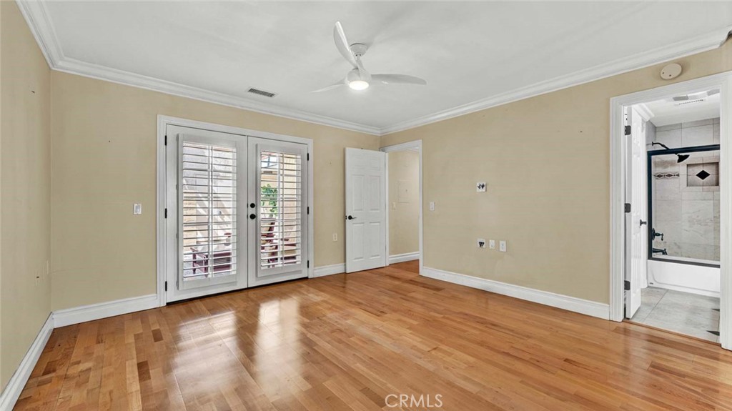 MLS #OC25224634 image #11