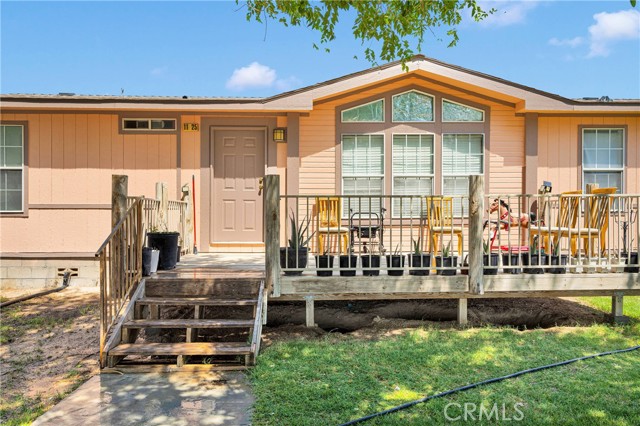 Detail Gallery Image 1 of 37 For 11025 Locust Ave, Lucerne Valley,  CA 92356 - 3 Beds | 2 Baths