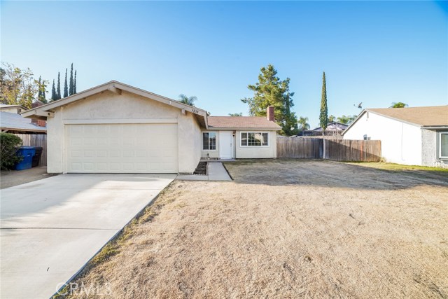 3038 Amsterdam Dr, Riverside, CA 92504