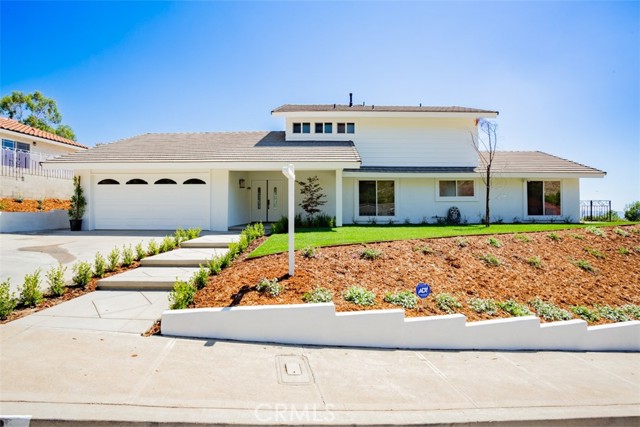 Detail Gallery Image 1 of 1 For 3122 Mesa Verde Dr, Burbank,  CA 91504 - 4 Beds | 2 Baths