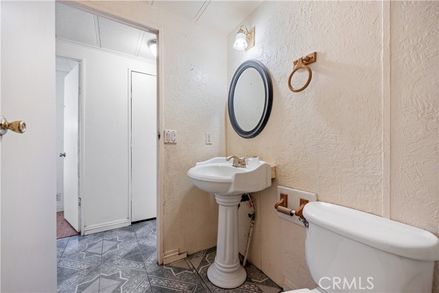 Detail Gallery Image 22 of 33 For 19135 Samuel Dr, Lake Elsinore,  CA 92530 - 4 Beds | 2 Baths