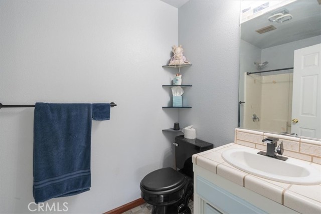 Detail Gallery Image 7 of 28 For 120 S 7th St, Shandon,  CA 93461 - 3 Beds | 2 Baths