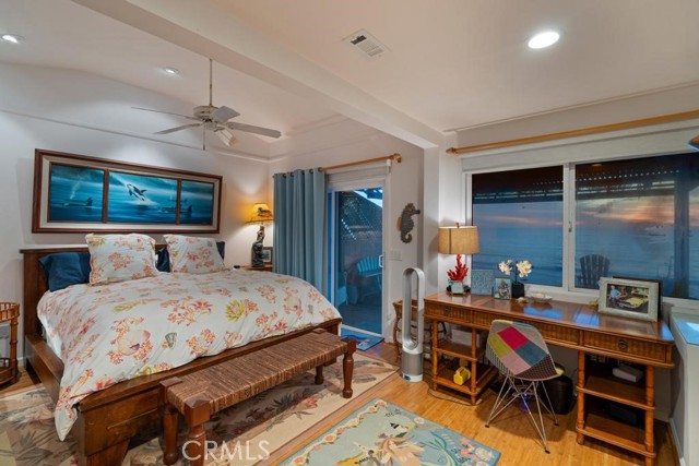 960 Neptune Avenue, Encinitas CA: https://media.crmls.org/medias/1785e563-ff99-4bc2-b2ec-d8c2f8db63d2.jpg