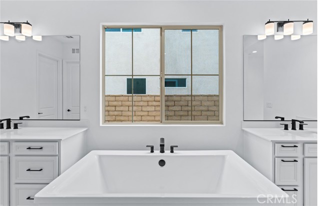 Detail Gallery Image 23 of 49 For 11763 Quailrun Ct, Chatsworth,  CA 91311 - 5 Beds | 5/1 Baths