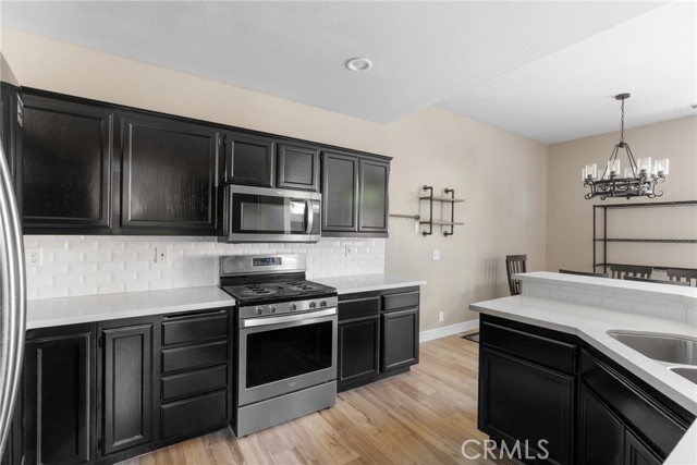 Detail Gallery Image 16 of 41 For 1128 Grass Valley Way, Santa Maria,  CA 93454 - 4 Beds | 3 Baths