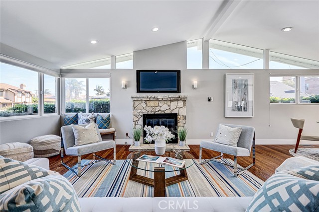 Detail Gallery Image 9 of 40 For 2230 Curtis, Redondo Beach,  CA 90278 - 3 Beds | 2 Baths