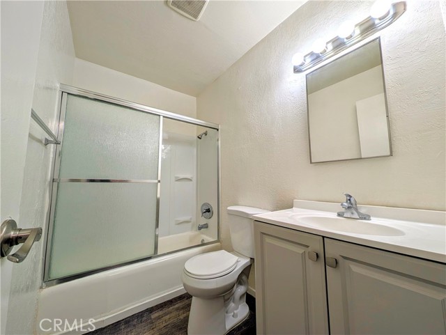 Detail Gallery Image 11 of 33 For 1111 Chestnut St #1,  San Bernardino,  CA 92410 - 4 Beds | 2 Baths