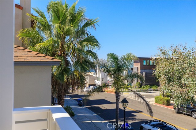 412 Marine Ave, Manhattan Beach, California 90266, 3 Bedrooms Bedrooms, ,3 BathroomsBathrooms,Residential,Sold,Marine Ave,SB23207712