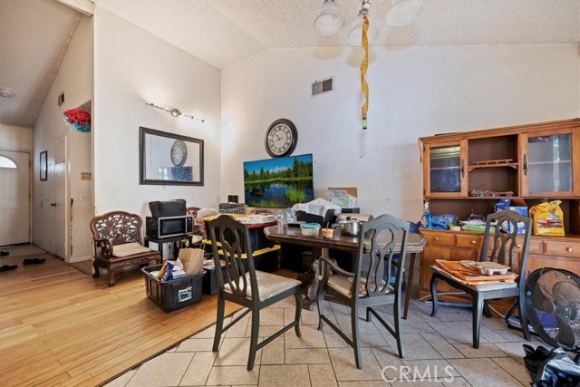 435 Leverett Avenue, La Puente CA: https://media.crmls.org/medias/1788c2eb-1fd5-40a6-8ac4-118c1f8d0910.jpg