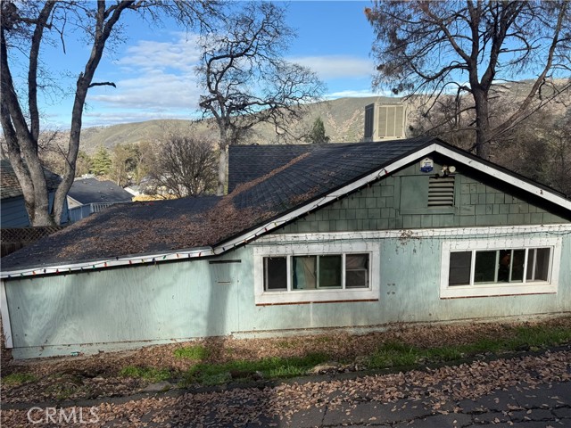 Detail Gallery Image 5 of 11 For 13270 Arrowhead, Clearlake,  CA 95422 - 3 Beds | 1 Baths