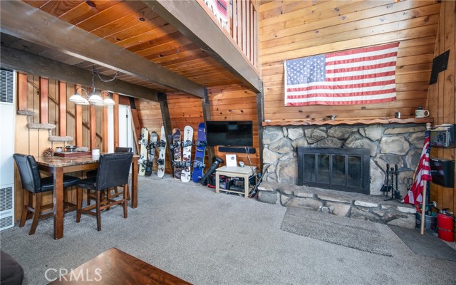 Detail Gallery Image 3 of 20 For 726 Elysian Bld, Big Bear City,  CA 92314 - 2 Beds | 2 Baths