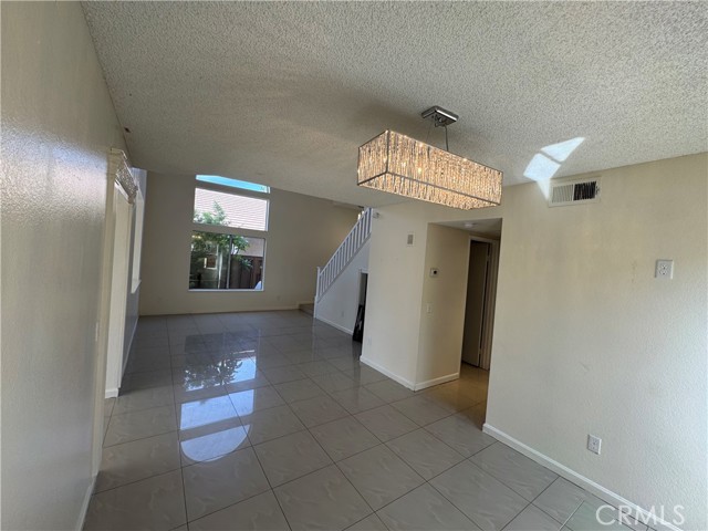 507 Coudures Way, Perris CA: https://media.crmls.org/medias/178ae49d-ee3d-454e-8fe8-fb2d231cfce0.jpg