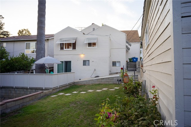 Detail Gallery Image 19 of 24 For 3728 Roderick Rd, Los Angeles,  CA 90065 - 3 Beds | 2 Baths