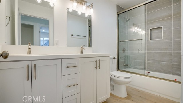 Detail Gallery Image 31 of 37 For 5903 Bonsallo Avenue, Los Angeles,  CA 90044 - 10 Beds | 6 Baths