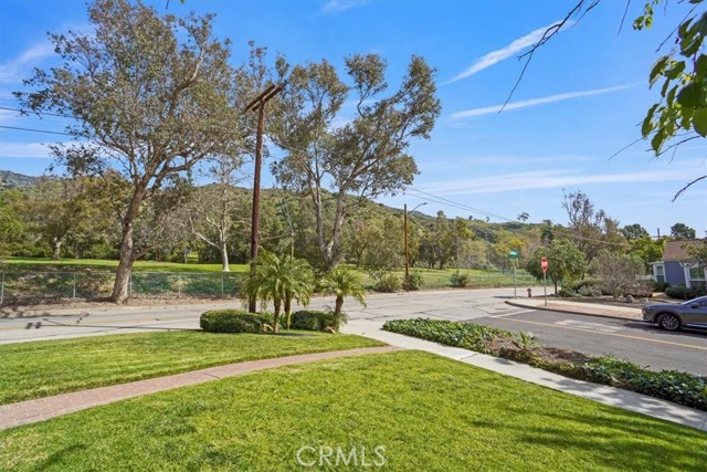 Detail Gallery Image 24 of 25 For 1083 E Fairmount, Burbank,  CA 91501 - 3 Beds | 1/1 Baths