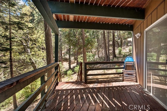 Detail Gallery Image 28 of 36 For 26522 Thunderbird Dr, Lake Arrowhead,  CA 92391 - 3 Beds | 2/1 Baths